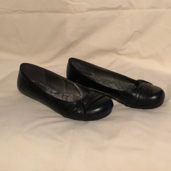 mudd black flats